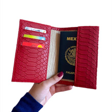 Cargar imagen en el visor de la galería, Porta pasaporte
